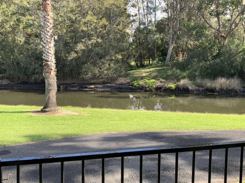 Surfrider Caravan Park - Lightning Ridge Tourism 0