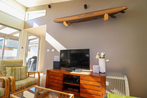 Surfside - Lightning Ridge Tourism 1