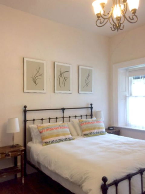Surgeon's Cottage - Lightning Ridge Tourism 3