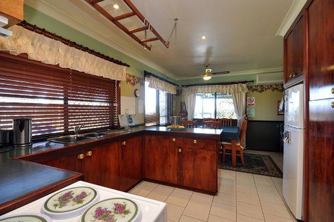 Talga Escape Rothbury With Pool And Views - Lightning Ridge Tourism 1