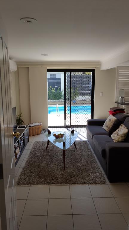 Tamworth Exclusive B&B - Lightning Ridge Tourism 3