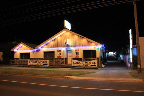 Tamworth Lodge Motel - Lightning Ridge Tourism 1