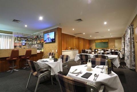 Tamworth Motor Inn & Cabins - Lightning Ridge Tourism 3