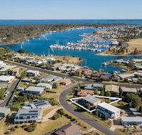 Tanjil - A stroll from the water in Paynesville - Lightning Ridge Tourism