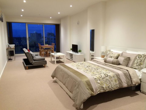 Tasha's Apartments On Morphett - Lightning Ridge Tourism 0