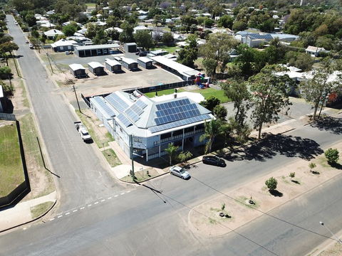 Terminus Hotel - Lightning Ridge Tourism 0