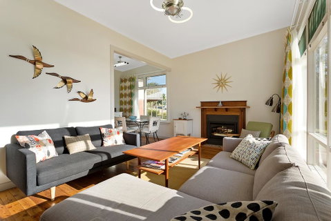The 50's Beach House - Lightning Ridge Tourism 0