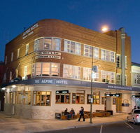 The Alpine Hotel - Lightning Ridge Tourism