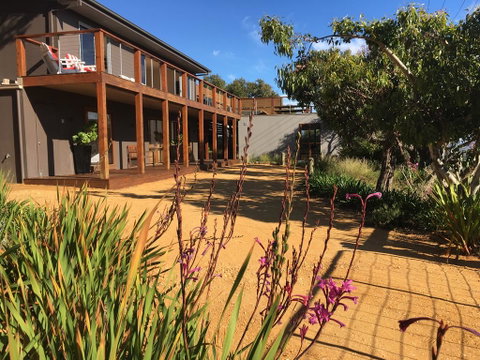 The Anglesea Beach House ADVENTURE RETREAT - Lightning Ridge Tourism 0