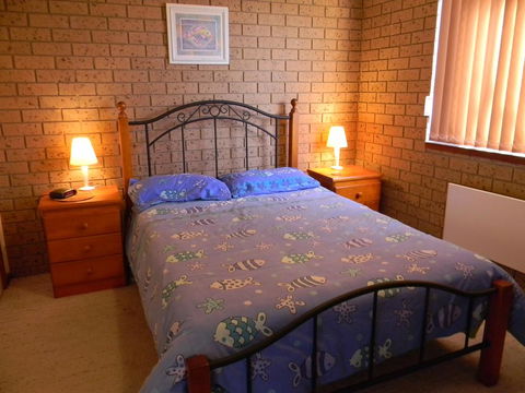 The Beach House - Lightning Ridge Tourism 3