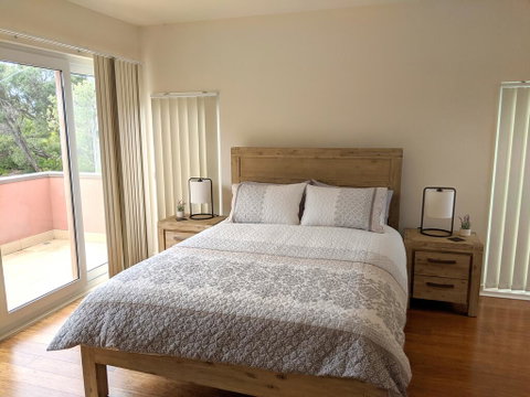 The Beach House - Lightning Ridge Tourism 2
