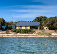The Beach House - Lightning Ridge Tourism