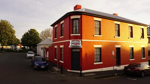 Grand Old Duke - Lightning Ridge Tourism 7