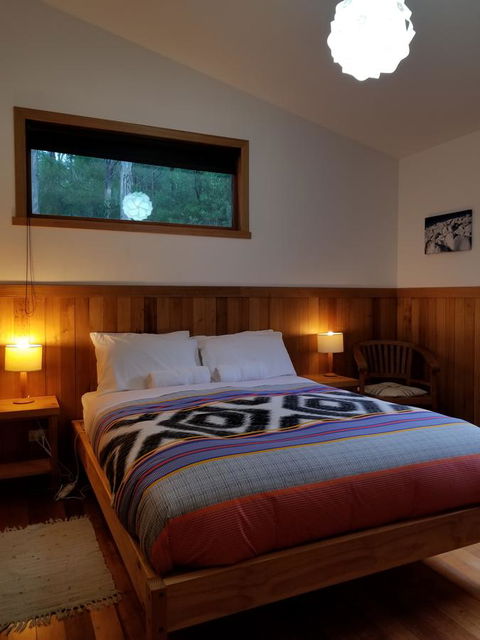 Southern Forest Accommodation - Lightning Ridge Tourism 6