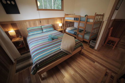 Southern Forest Accommodation - Lightning Ridge Tourism 15