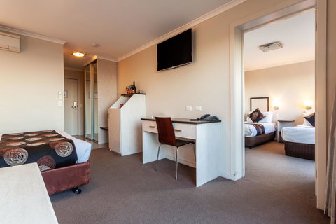 Beachfront Bicheno - Lightning Ridge Tourism 7