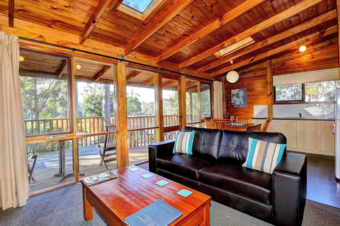 Stewarts Bay Lodge - Lightning Ridge Tourism 39