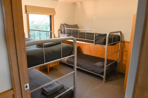 Cradle Mountain Wilderness Village - Lightning Ridge Tourism 16