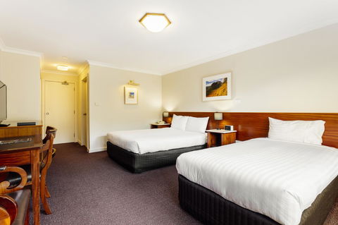 Cradle Mountain Hotel - Lightning Ridge Tourism 9