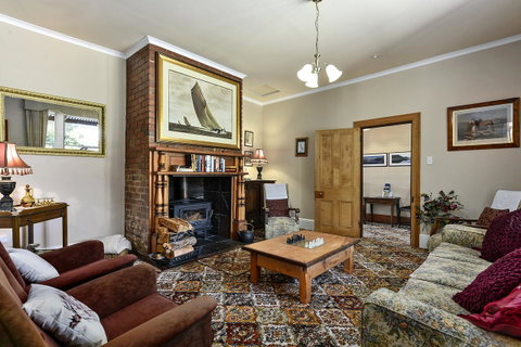 Casilda House - Lightning Ridge Tourism 9