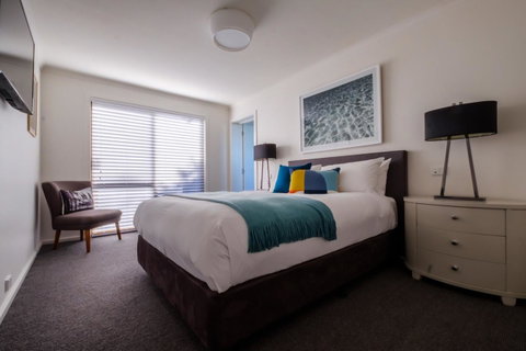 Arthouse Freycinet - Lightning Ridge Tourism 12