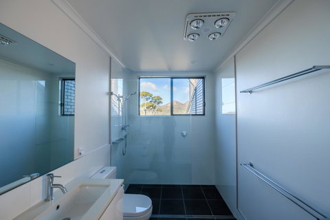 Arthouse Freycinet - Lightning Ridge Tourism 16