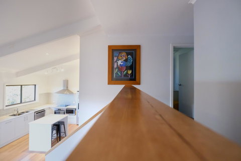 Arthouse Freycinet - Lightning Ridge Tourism 10