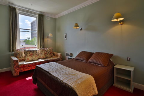 Astor Private Hotel - Lightning Ridge Tourism 5