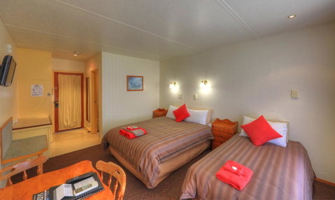 Port Arthur Motor Inn - Lightning Ridge Tourism 14