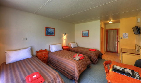 Port Arthur Motor Inn - Lightning Ridge Tourism 10