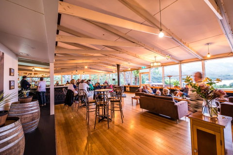 Pedder Wilderness Lodge - Lightning Ridge Tourism 3
