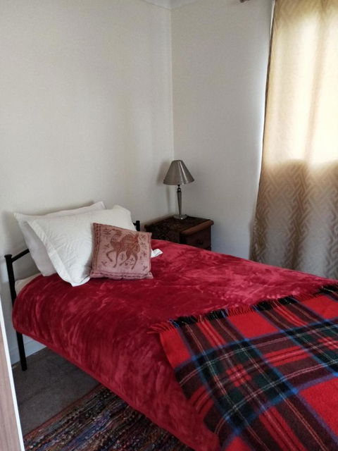 Wanderlust Cottage - Lightning Ridge Tourism 8