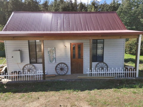 Wanderlust Cottage - Lightning Ridge Tourism 15