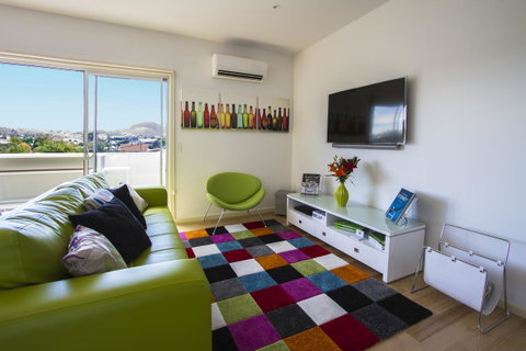Bellerive Marina View Apartments No 28 - Lightning Ridge Tourism 0