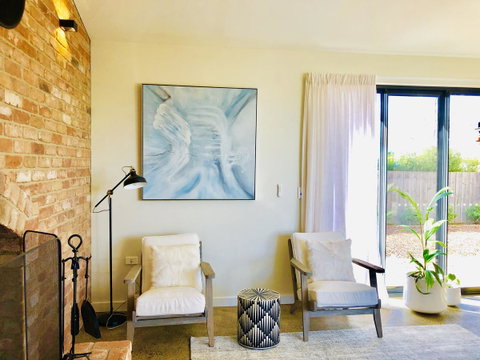 EMBRACING EVANDALE - Hosted By L'Abode Accommodation - Lightning Ridge Tourism 9