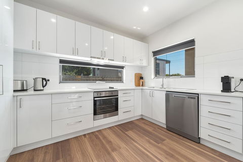 Rosewater Townhouses Dromana - Lightning Ridge Tourism 17