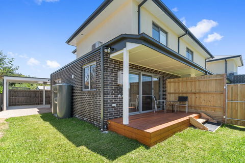 Rosewater Townhouses Dromana - Lightning Ridge Tourism 12