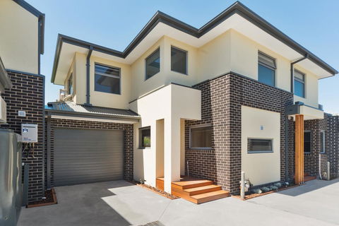 Rosewater Townhouses Dromana - Lightning Ridge Tourism 15
