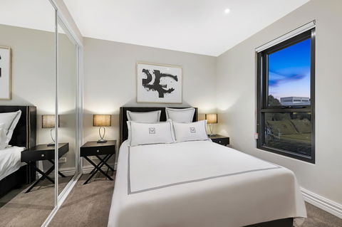 Manhattan Apartments - Notting Hill - Lightning Ridge Tourism 15
