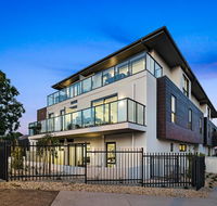 Manhattan Apartments - Notting Hill - Lightning Ridge Tourism
