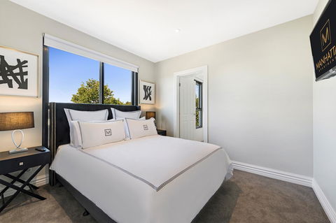 Manhattan Apartments - Notting Hill - Lightning Ridge Tourism 18