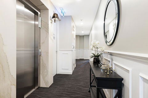 Manhattan Apartments - Notting Hill - Lightning Ridge Tourism 17