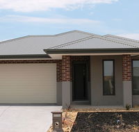 Atarhi Villas - Melbourne - Lightning Ridge Tourism