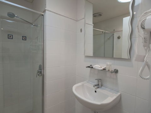 Great Ocean Road Resort - Lightning Ridge Tourism 44