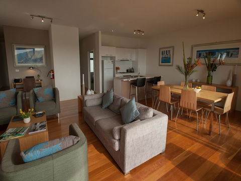 Great Ocean Road Resort - Lightning Ridge Tourism 1