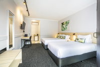 Book Chadstone Accommodation Vacations Lightning Ridge Tourism Lightning Ridge Tourism