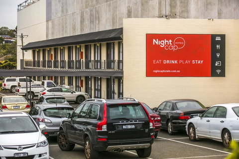 Nightcap At Matthew Flinders Hotel - Lightning Ridge Tourism 25