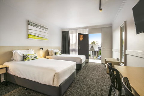 Nightcap At Matthew Flinders Hotel - Lightning Ridge Tourism 17