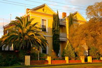 Book Castlemaine Accommodation Vacations Lightning Ridge Tourism Lightning Ridge Tourism
