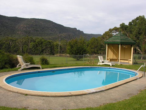 The Grampians Motel - Lightning Ridge Tourism 8